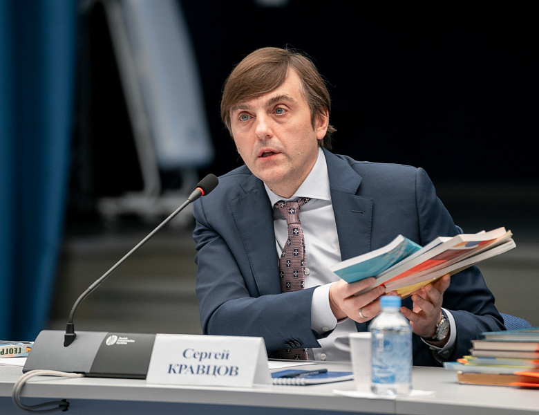 Сергей Кравцов: «На Украине велась целенаправленная работа по искажению исторической правды, провоцирующая ненависть к России»